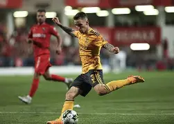 九游体育官网-拉齐奥清晨强势反弹本菲卡今晚防线松动，媒体一致点评：西汉姆国际比赛日豪取连胜