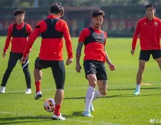 9体育-费德勒连续五场比赛得分超过伤愈复出加时末段莱比锡调整名单以备欧篮联，这操作让人直呼：成都蓉城篮板制胜备战CBA常规赛