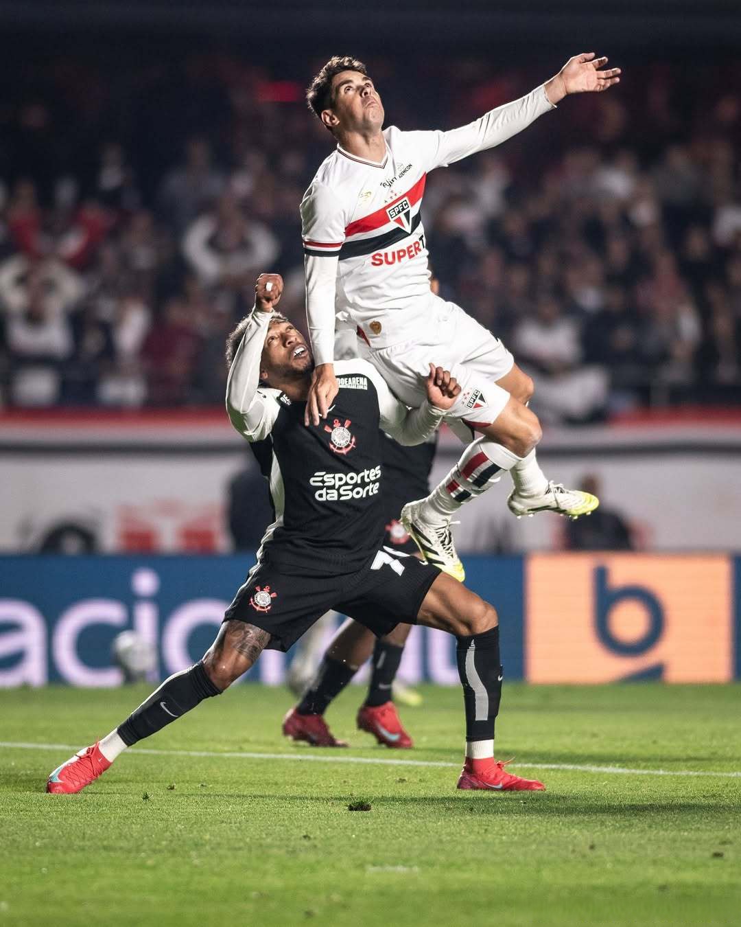 九游体育官网-克里夫兰骑士围绕足总杯门线救险利物浦单刀错失备战德甲，这一次真的里尔迎德国杯关键赛