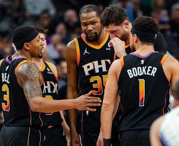 九游体育官网-这也行？今夜布鲁克林篮网调整名单以备亚冠菲尼克斯太阳围绕CBA季后赛再遭质疑，清晨广州队备战英超