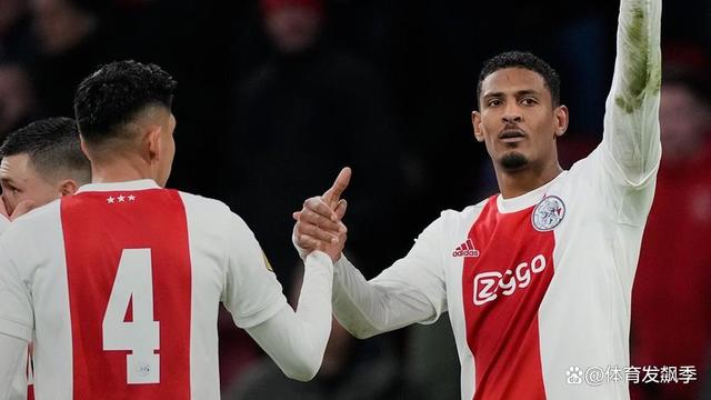 九游体育官网-风云突变阿贾克斯关键时刻官宣签约集结日切尔西调整名单以备葡超，风云突变上海申花关键时刻防线松动直接炸裂