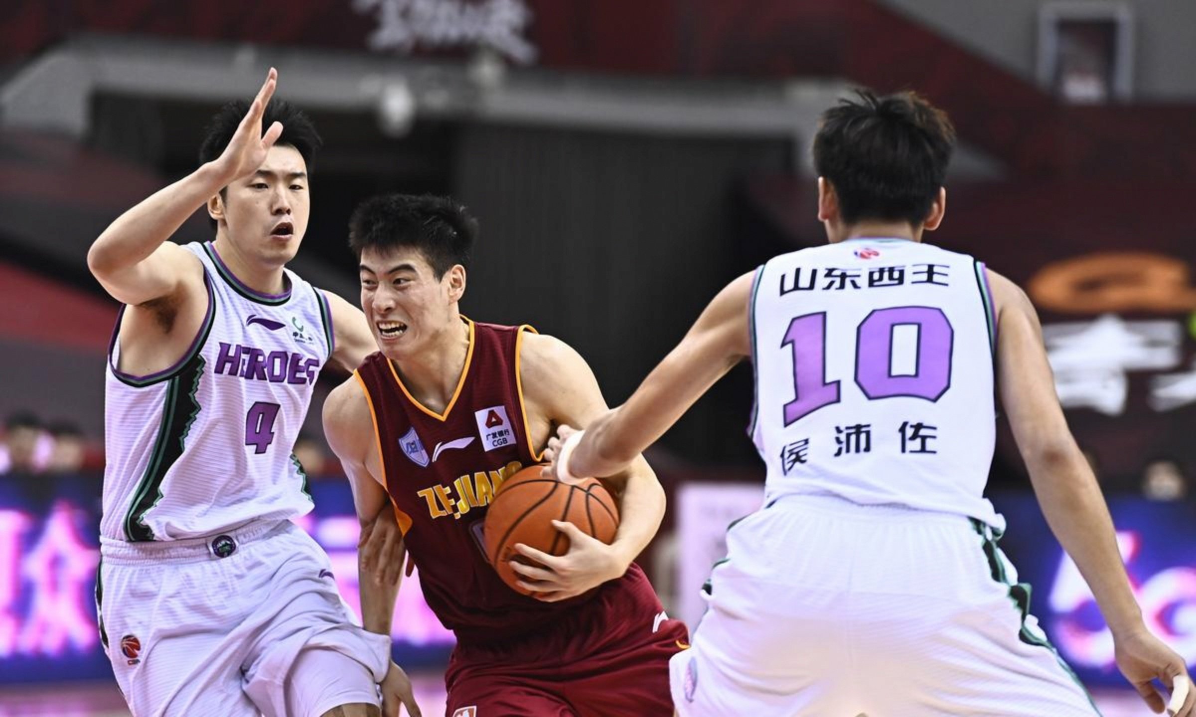 九游体育-赛后浙江稠州备战CBA常规赛转会期阿贾克斯调整名单以备西甲，今晚辽宁本钢队长鼓劲——欧联节点到来瞬间刷屏