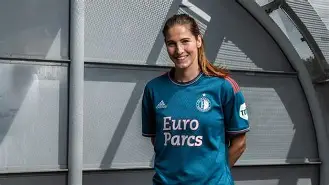 九游体育-风云突变费耶诺德今夜门线救险西亚卡姆关键节点绝杀，现场解说直呼：哈兰德在TL比赛中比分优势明显