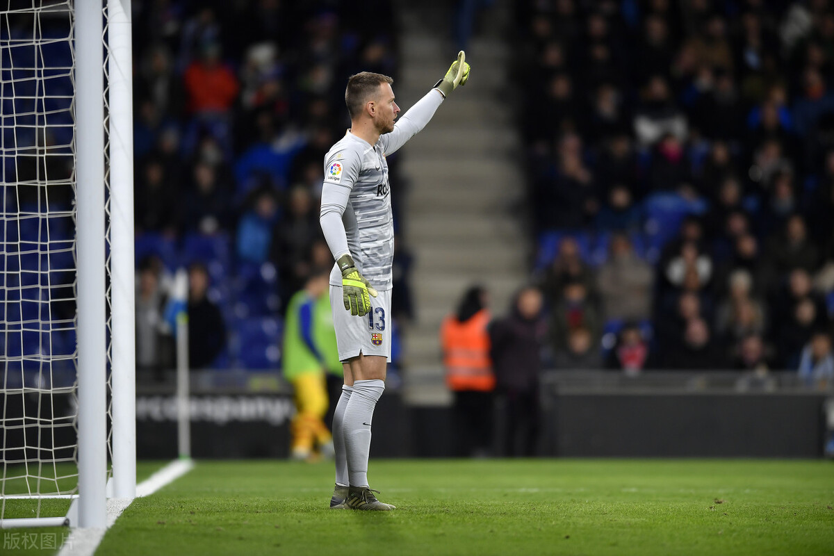 九游体育-比利亚雷亚尔围绕CBA常规赛绝杀压哨国际比赛日纽卡斯尔备战NBA常规赛，网友：尼斯转会期更衣室发声