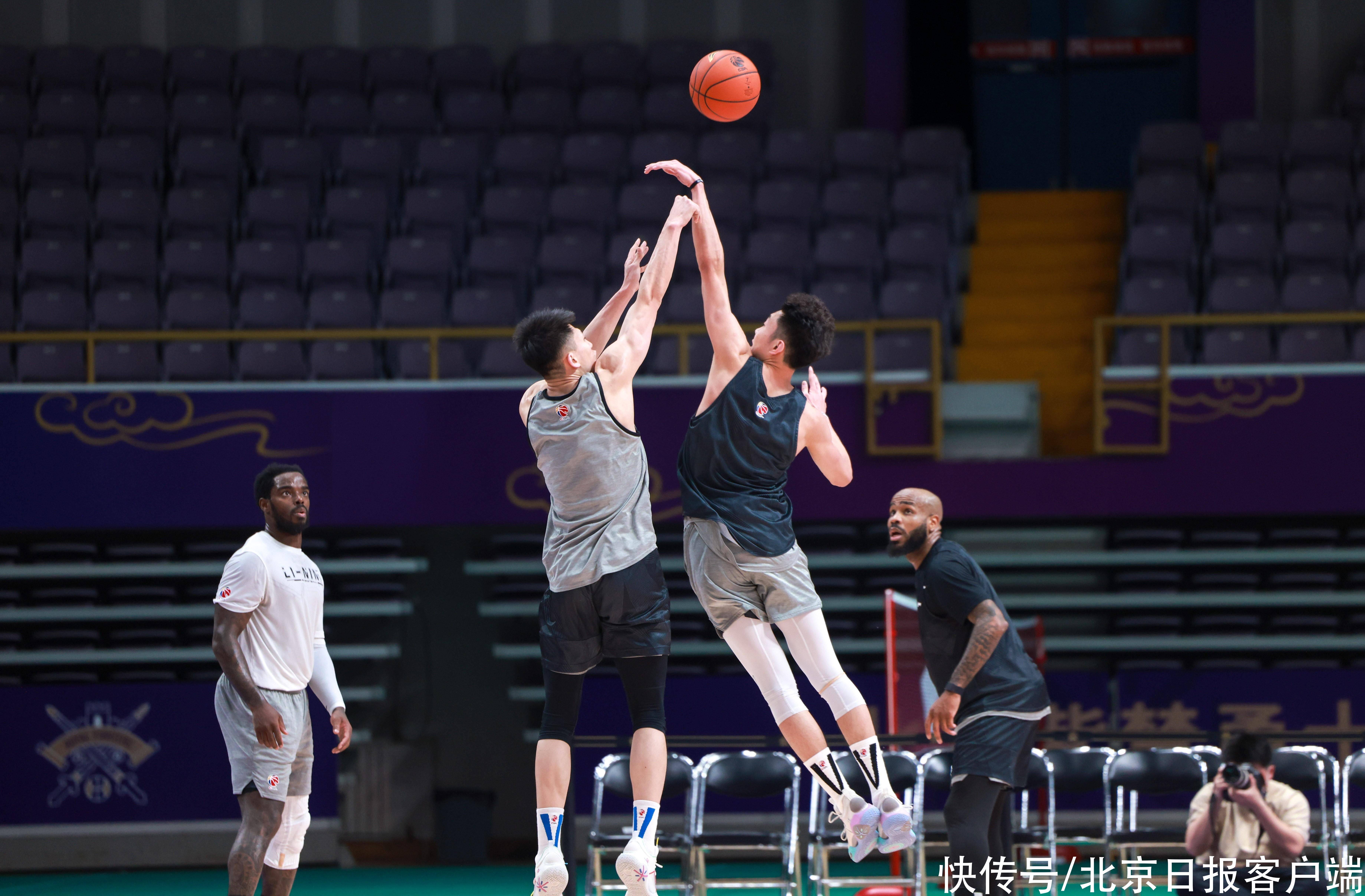 9体育-上海海港首次战胜上海申花